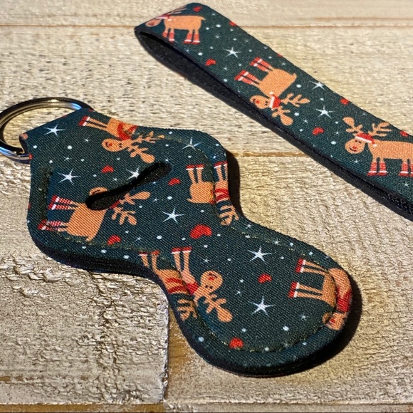 3 for $15 Lip Balm Holder + Keychain Reindeer Snow - Picture 2 of 5